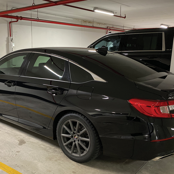 Automotive window tint