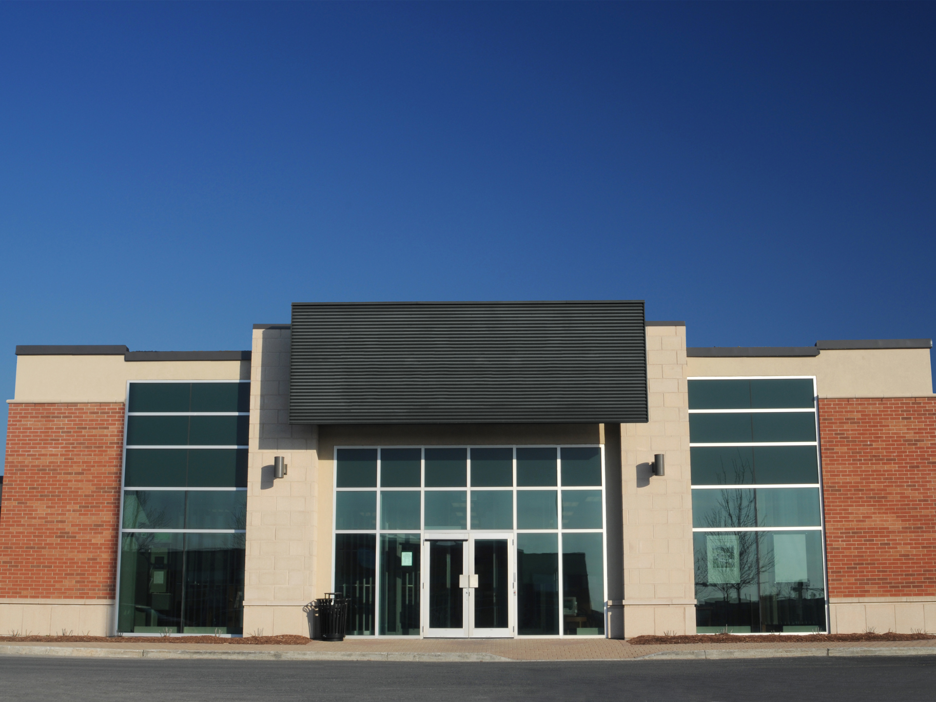 Commercial window tint