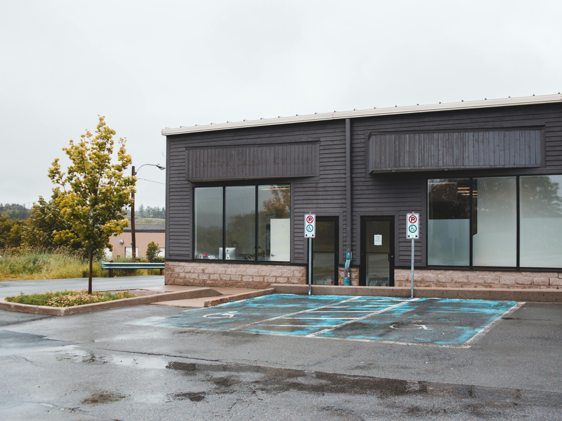 Commercial building film