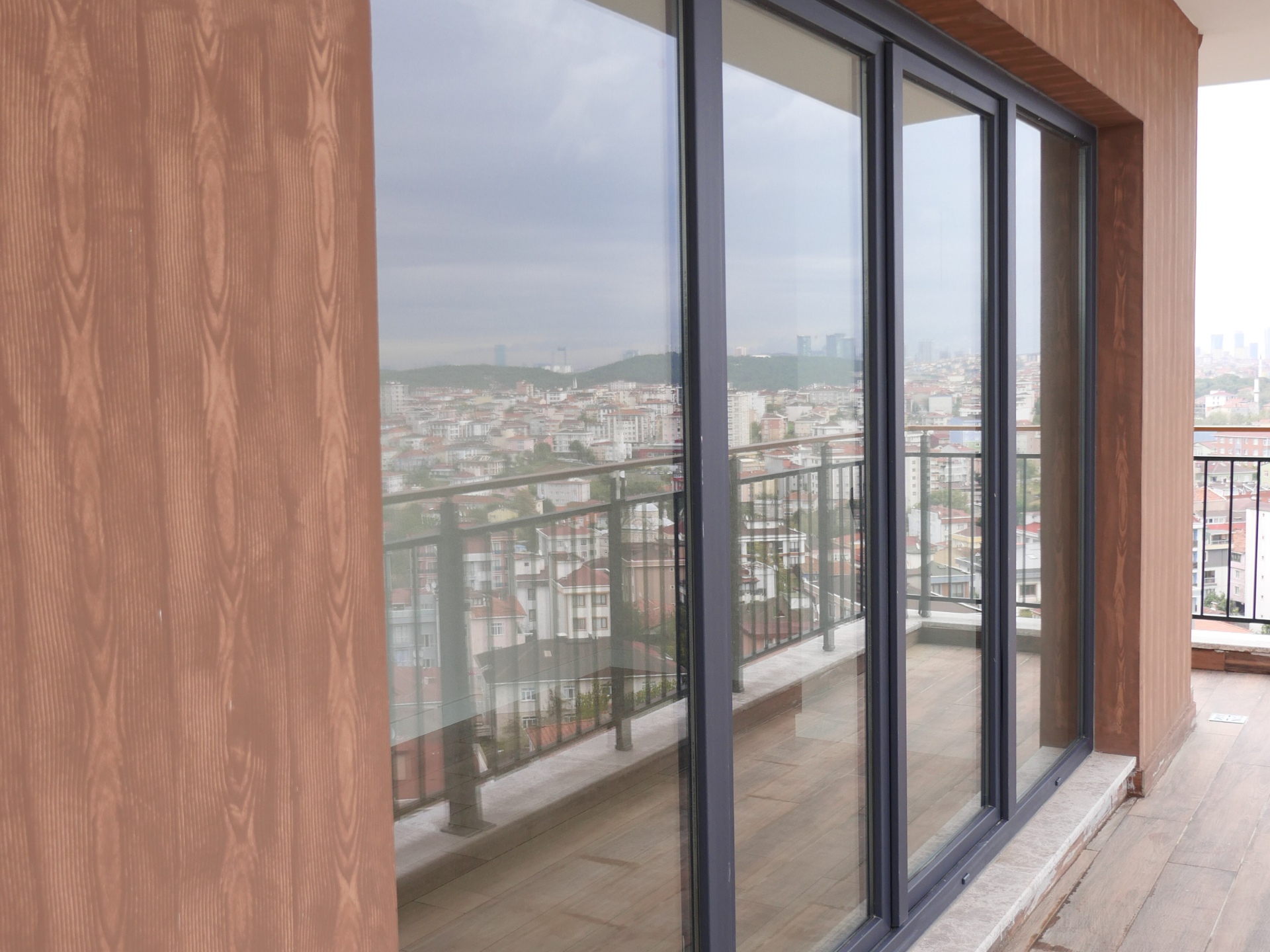 Residential window tint
